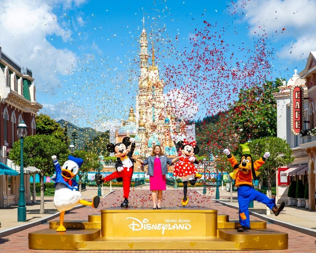 Hong Kong Disneyland reopened June 18 Travel to the Magic